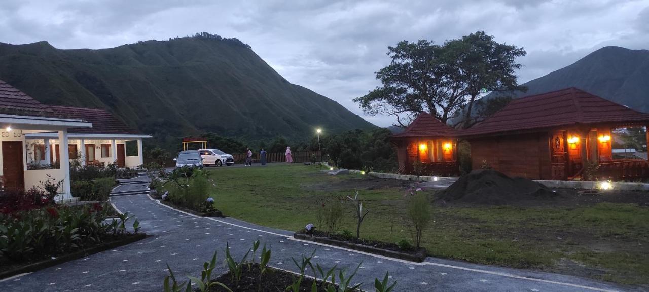 Rinjani Hill Hotel Sembalunlawang Exteriér fotografie