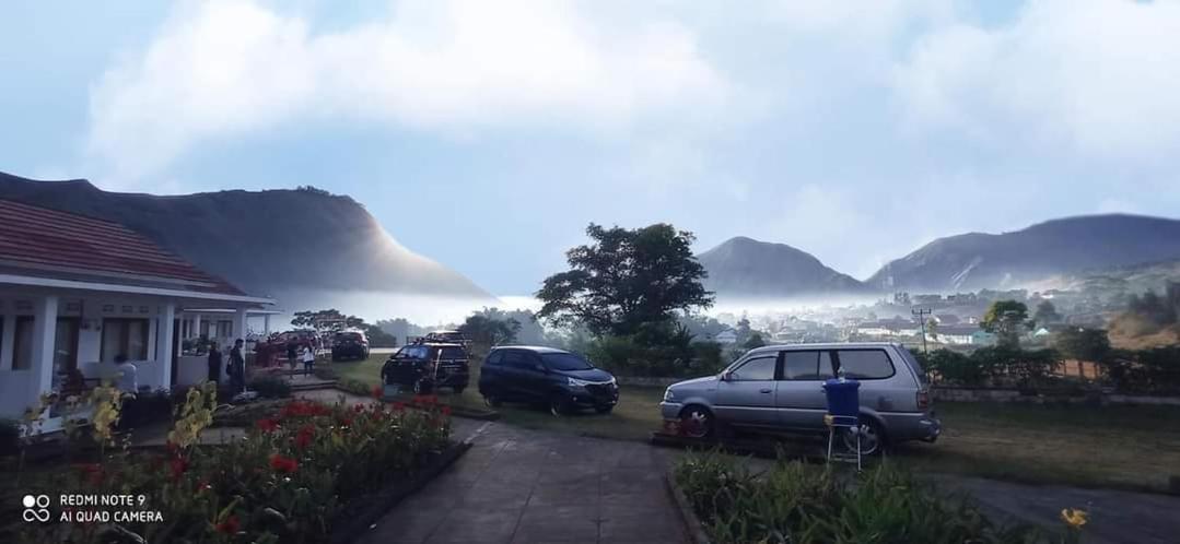 Rinjani Hill Hotel Sembalunlawang Exteriér fotografie